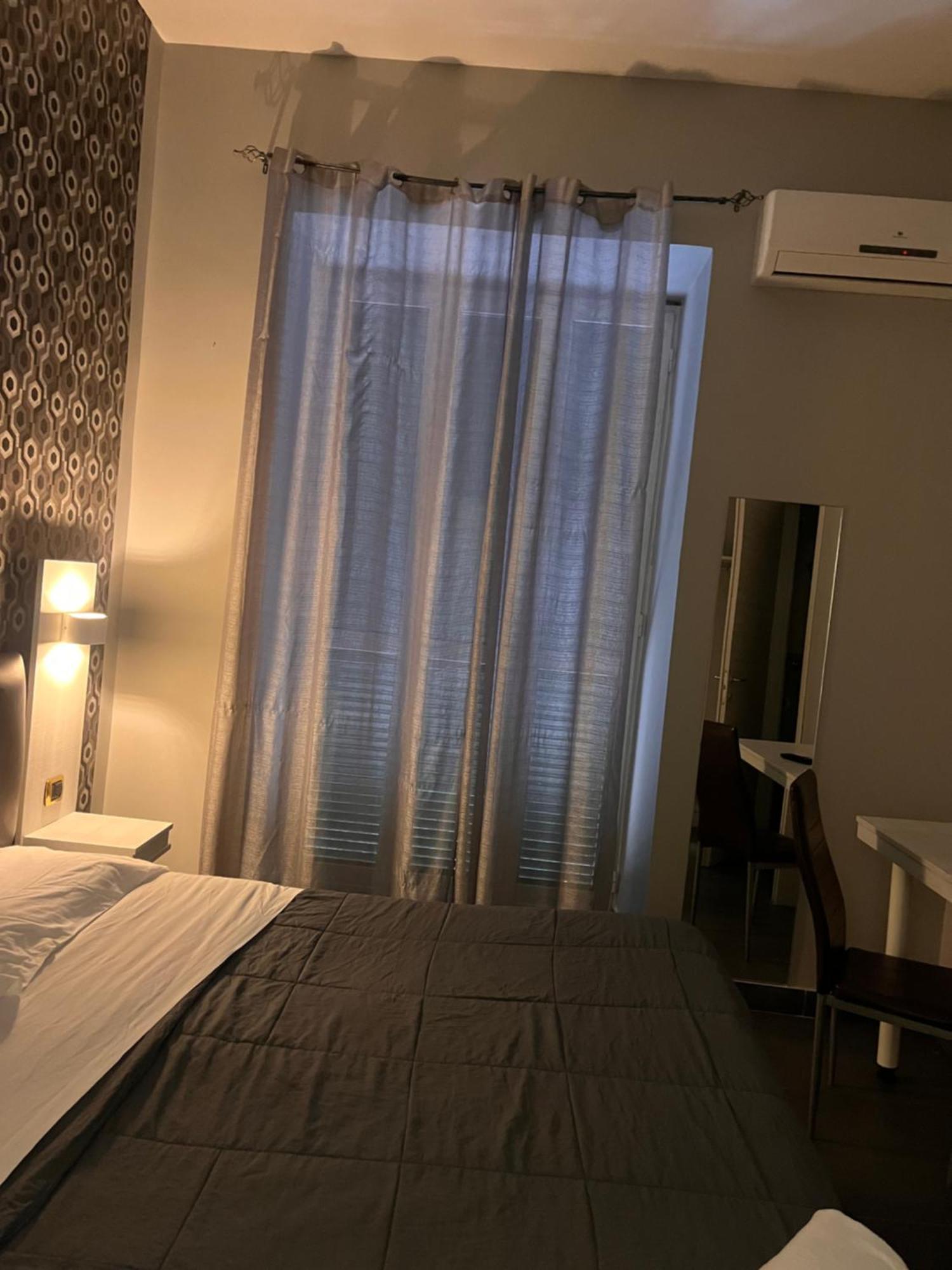 Oceania Hotels Napoli Exterior foto